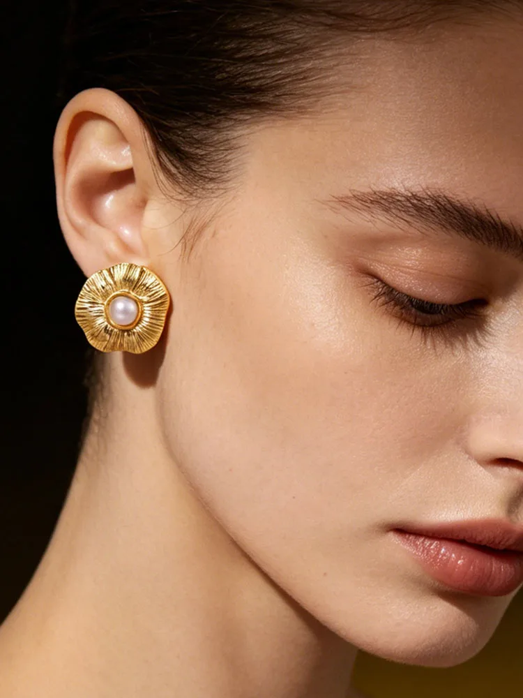 Geometric Gold Earr…