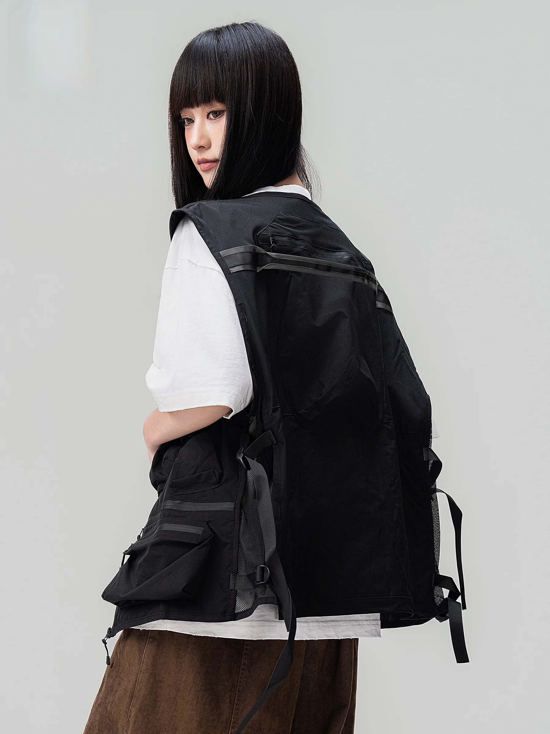 AOGZ Tactical Vest Unisex Spring Autumn New Style Multi-Pocket Sleeveless Vest Functional Wind Shoulder Pad Regular Fit Vest