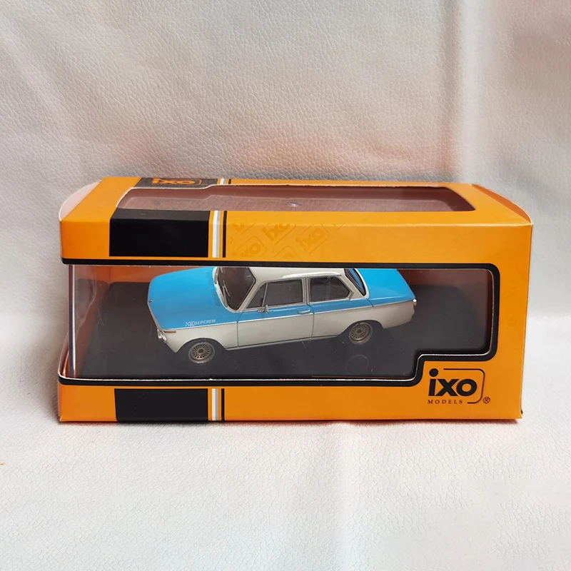 1:43 Scale 2002 Tii 1974 Alloy Car Model Collection Ornaments