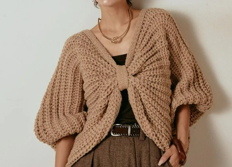 Autumn and Winter New Bat-shaped Knitted Loose Cloak Top Fashionable Pullover Top