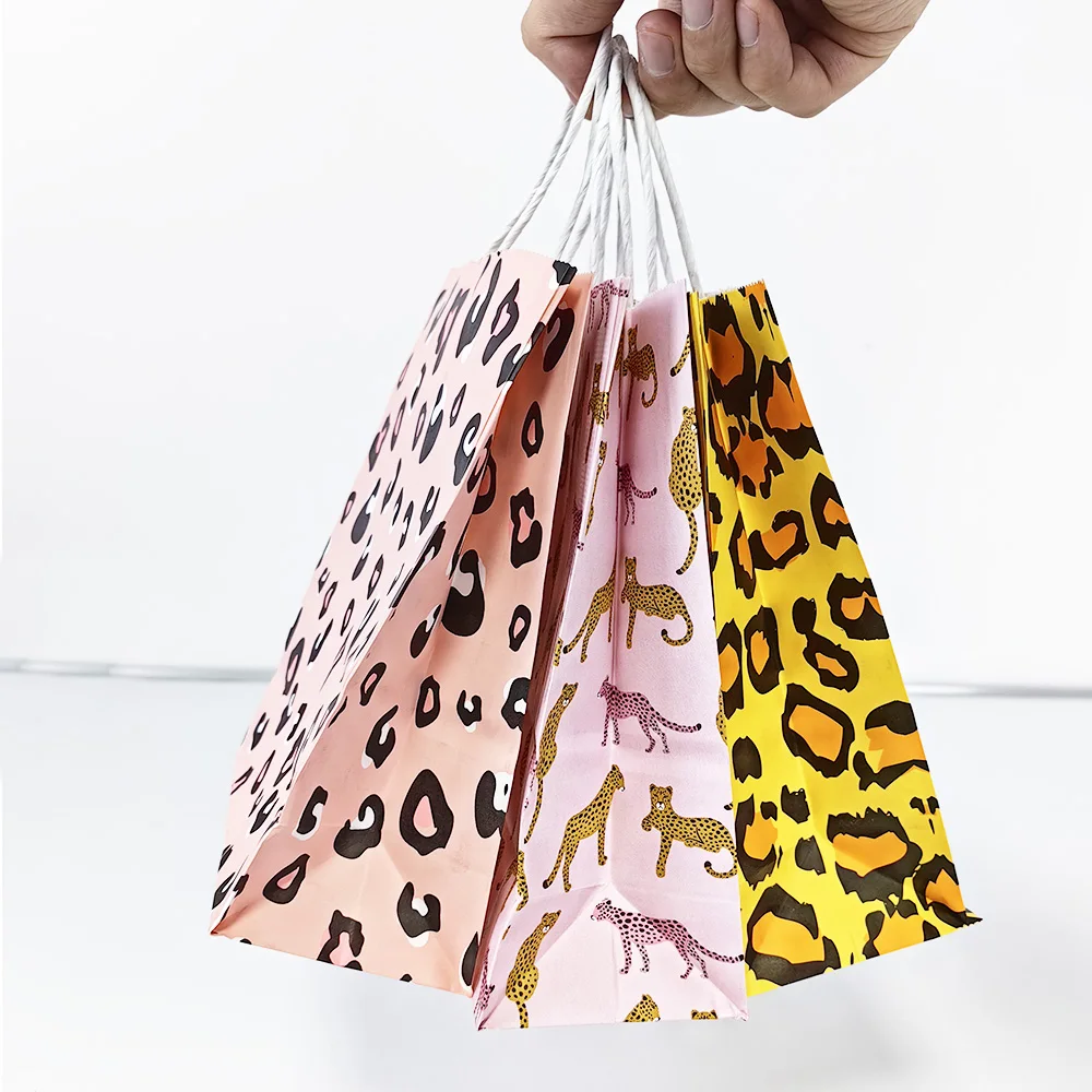 4/8/12/24/Stück Tierthema Party Tiermuster Papier Geschenktüten mit Griffen Süßigkeitentüten Geburtstage Kinder Geschenk 6 verschiedene Designs – Detail 2