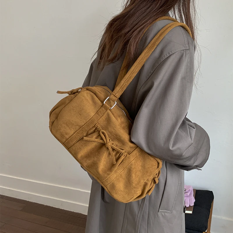 

Женская квадратная сумка через плечо из искусственной замши, зима 20220, мягкая сумка-тоут в стиле ретро, роскошные дизайнерские трендовые женские брендовые сумки