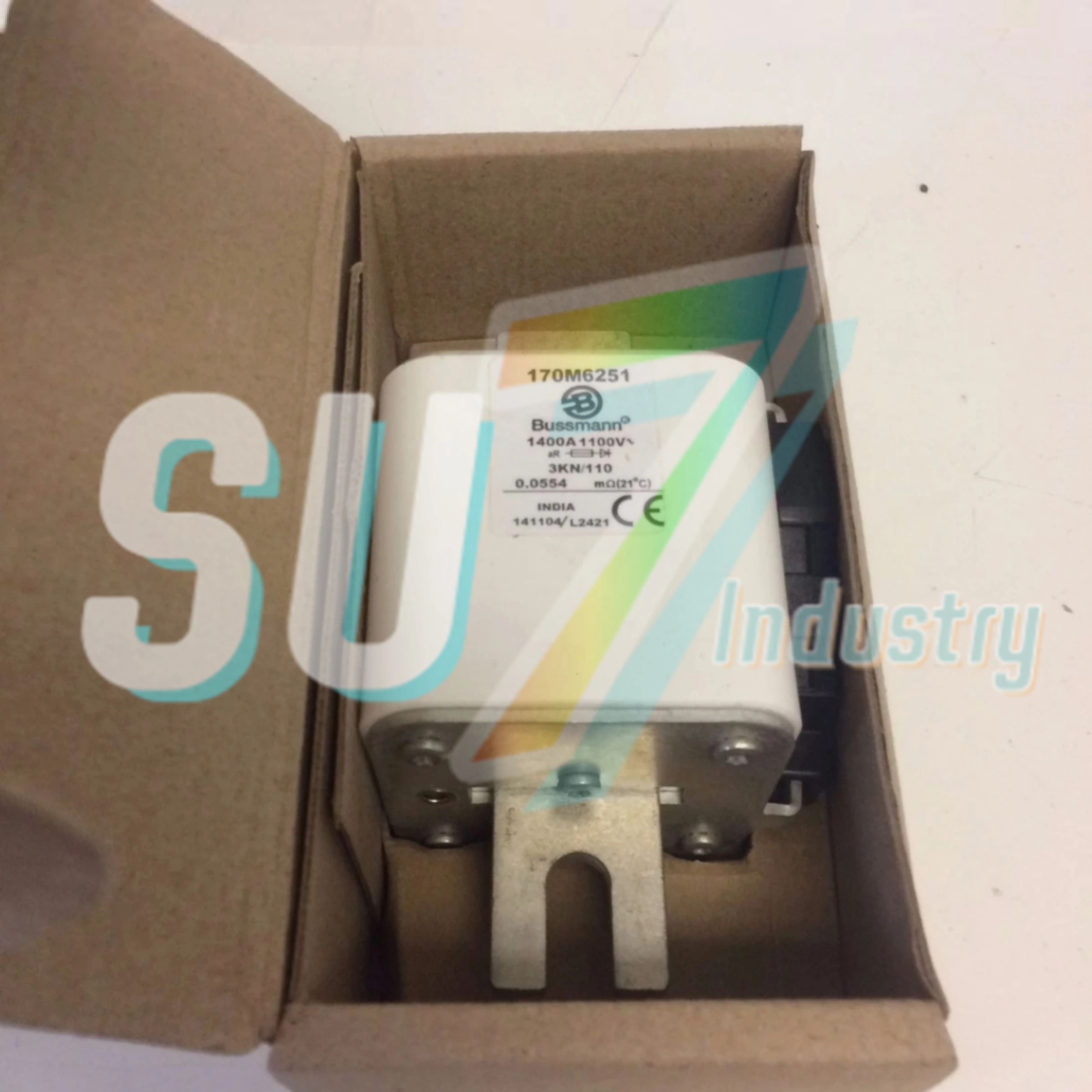

fuse New In Box 170M6249 170M6250 170M6251 170M6253 170M6277 1000A 170M6301 315A 170M6302 350A 170M6303 400A