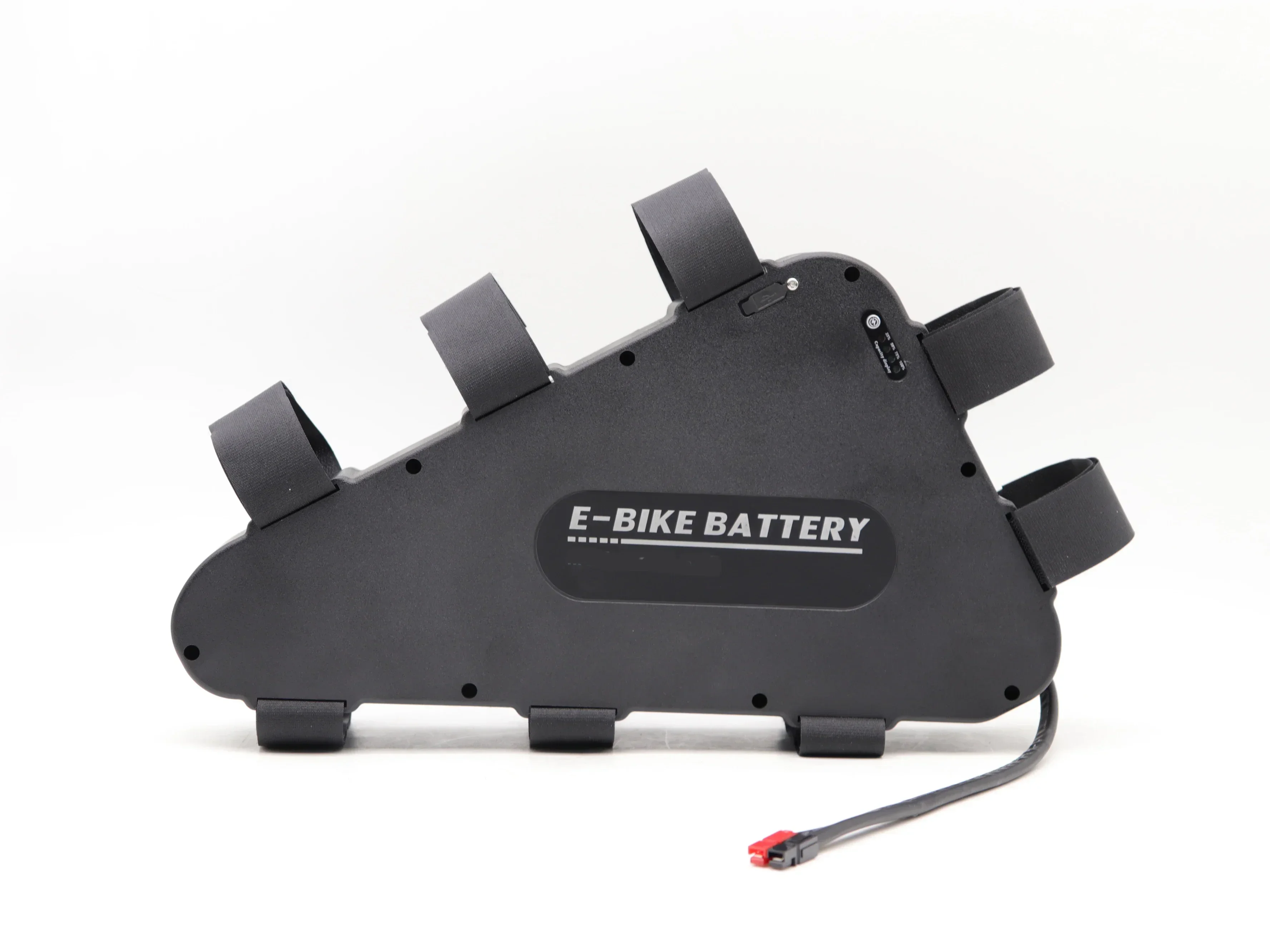 حقيبة مثلثة مقاومة للماء لبطارية ليثيوم أيون 48 فولت 12 أمبير في الساعة 52 فولت نوع البطارية الجبلية ذات نوعية جيدة