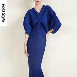 Pleated Dress 2024 Spring/Summer New Miyake Pleated V-neck Bat 3/4 Sleeve Temperament Style Kimono Long Dress