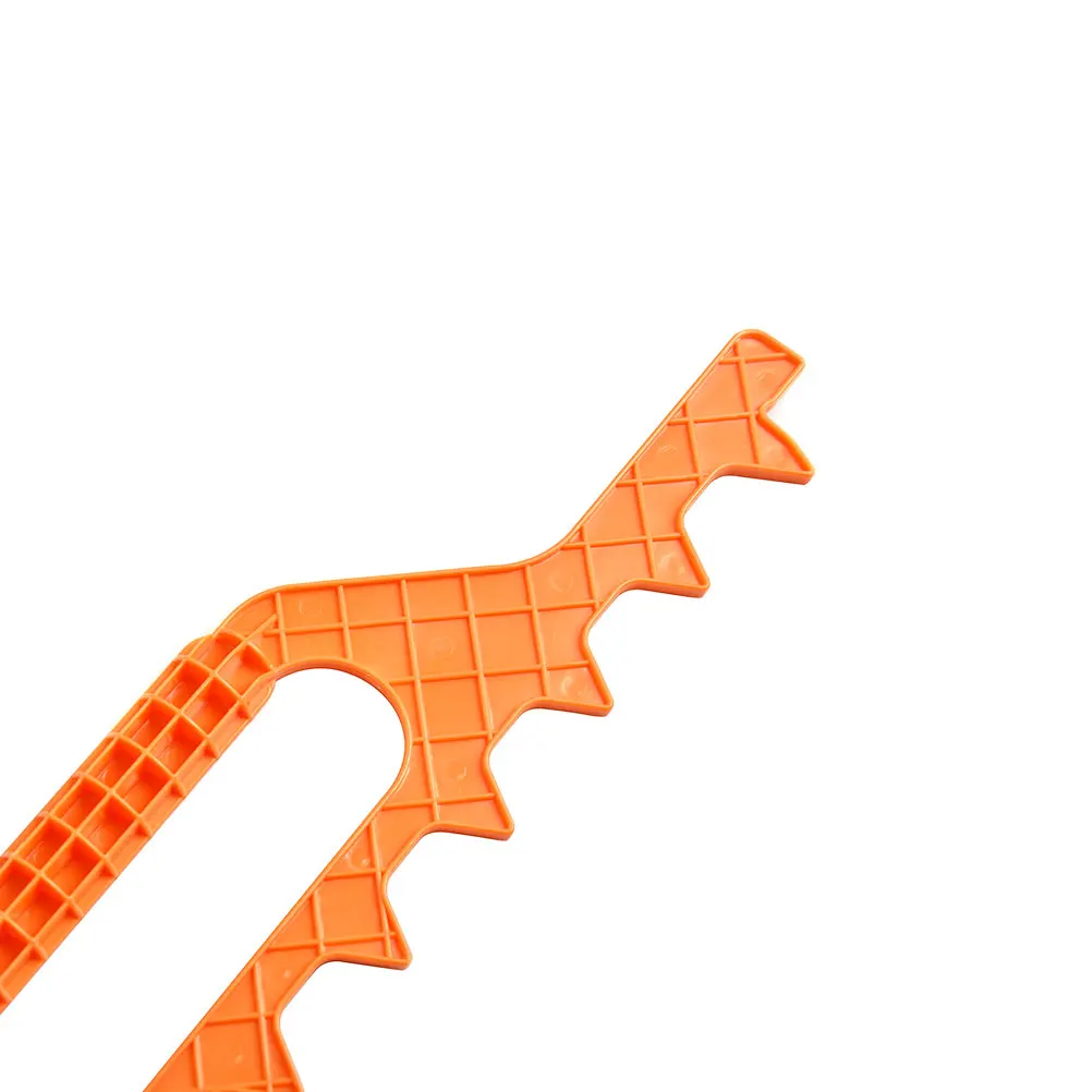 

Beekeeping Tool 40mm Teeth Distance Durable Plastic AntiScratch Handle Beehive Rake Nest Spacer Professional Supplies Gardening