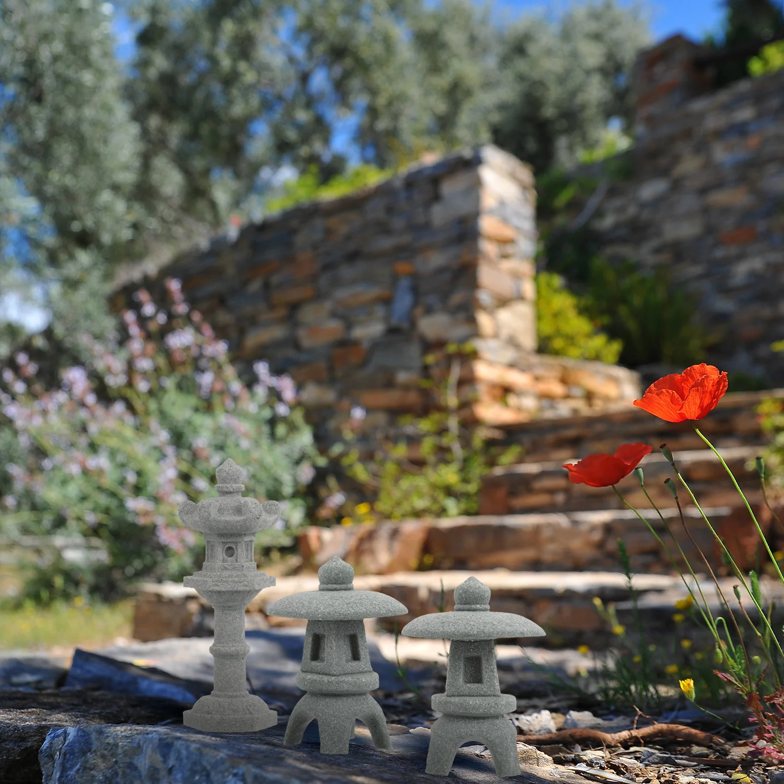 

3 Pcs Mini Pagoda Lantern Resin Decor Japanese Landscape Ornaments Model Sand Table Pavilion Miniature Scene