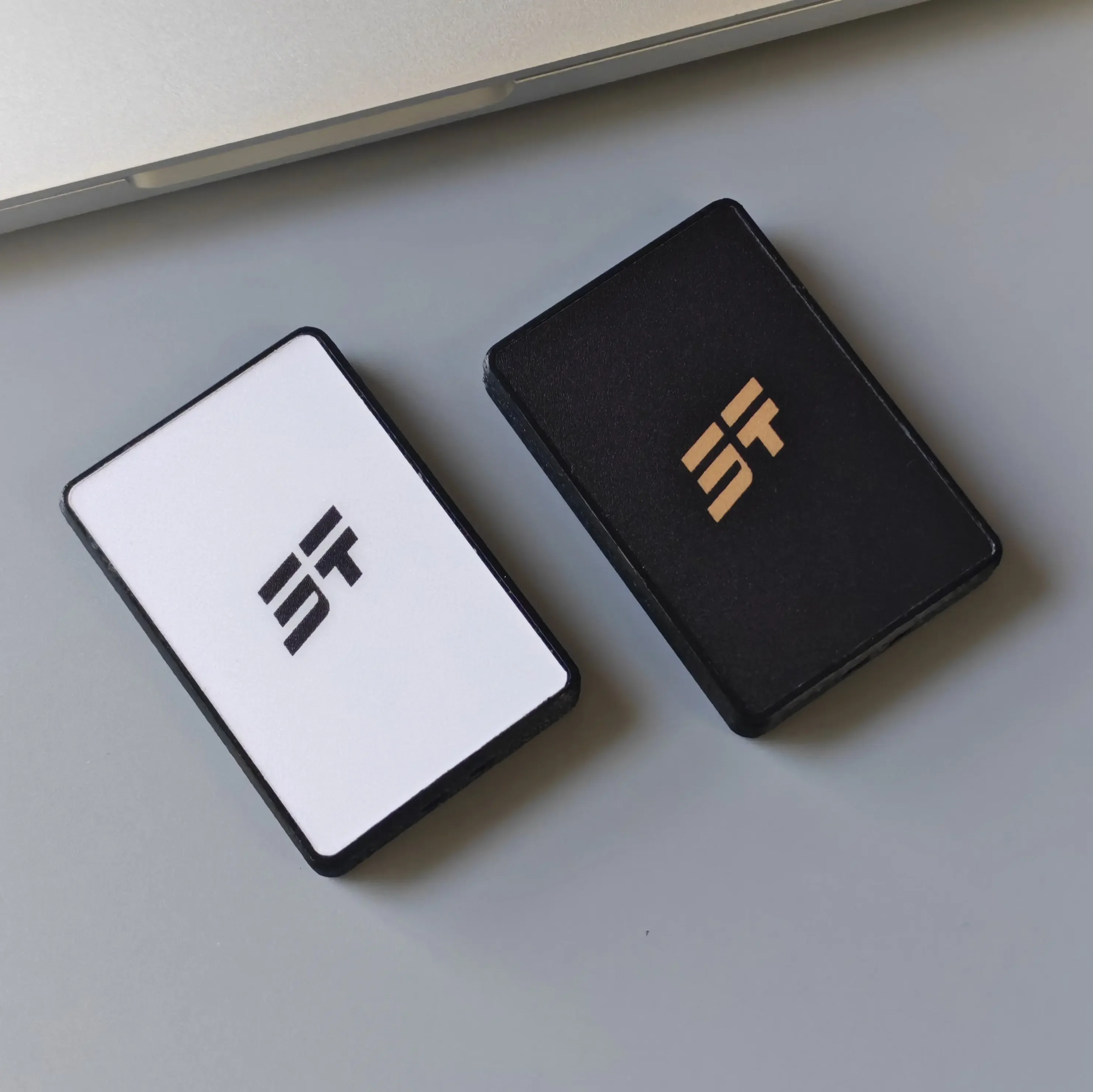 For Jetour Dasheng Intelligent Key Assembly Black and White Extremely Simple Personalized Replacement Key Shell Modification