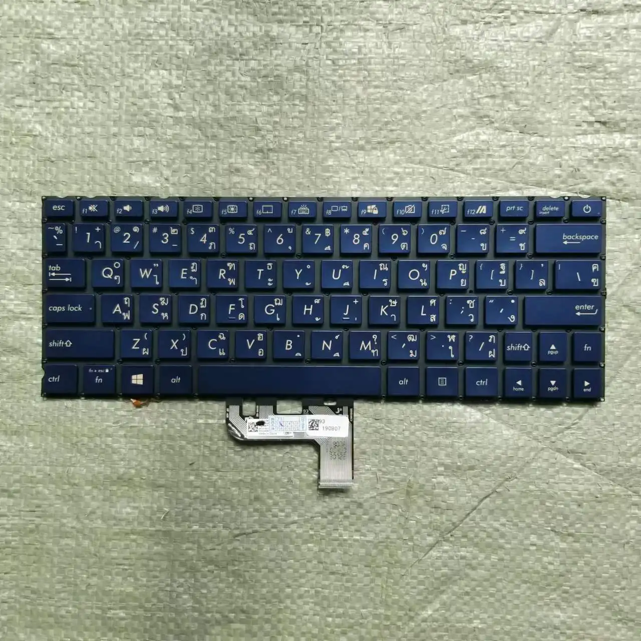 

New Thai Keyboard For Asus Zenbook UX334FL UX334FLC Blue Without Frame With Backlit Thai layout