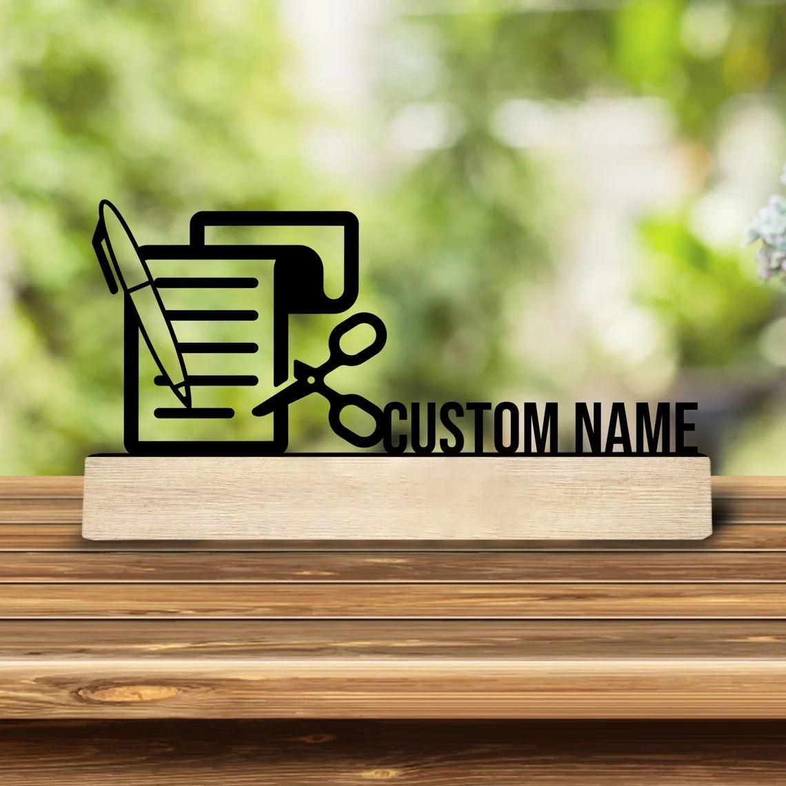 1pc Fashionable Personalized Custom Metal Statue Customizable Content With Wooden Base Room Decorations, Bar Counter Decorations