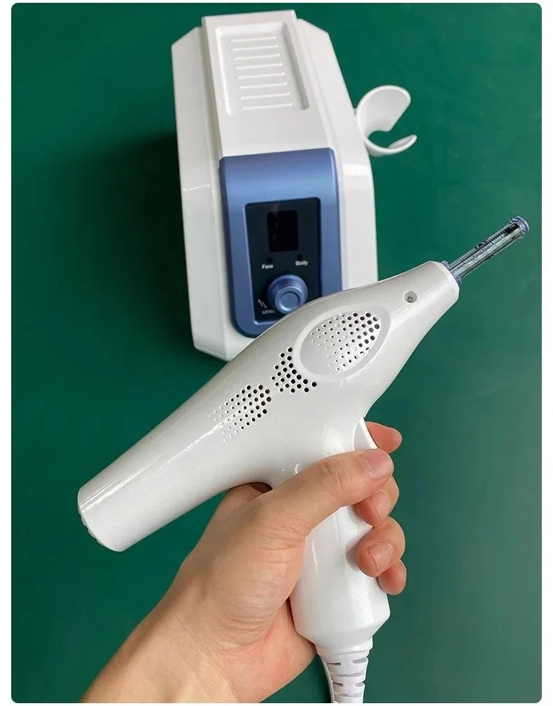 hydrating superconducting instrument, a non-invasive water light atomizer for beauty salons