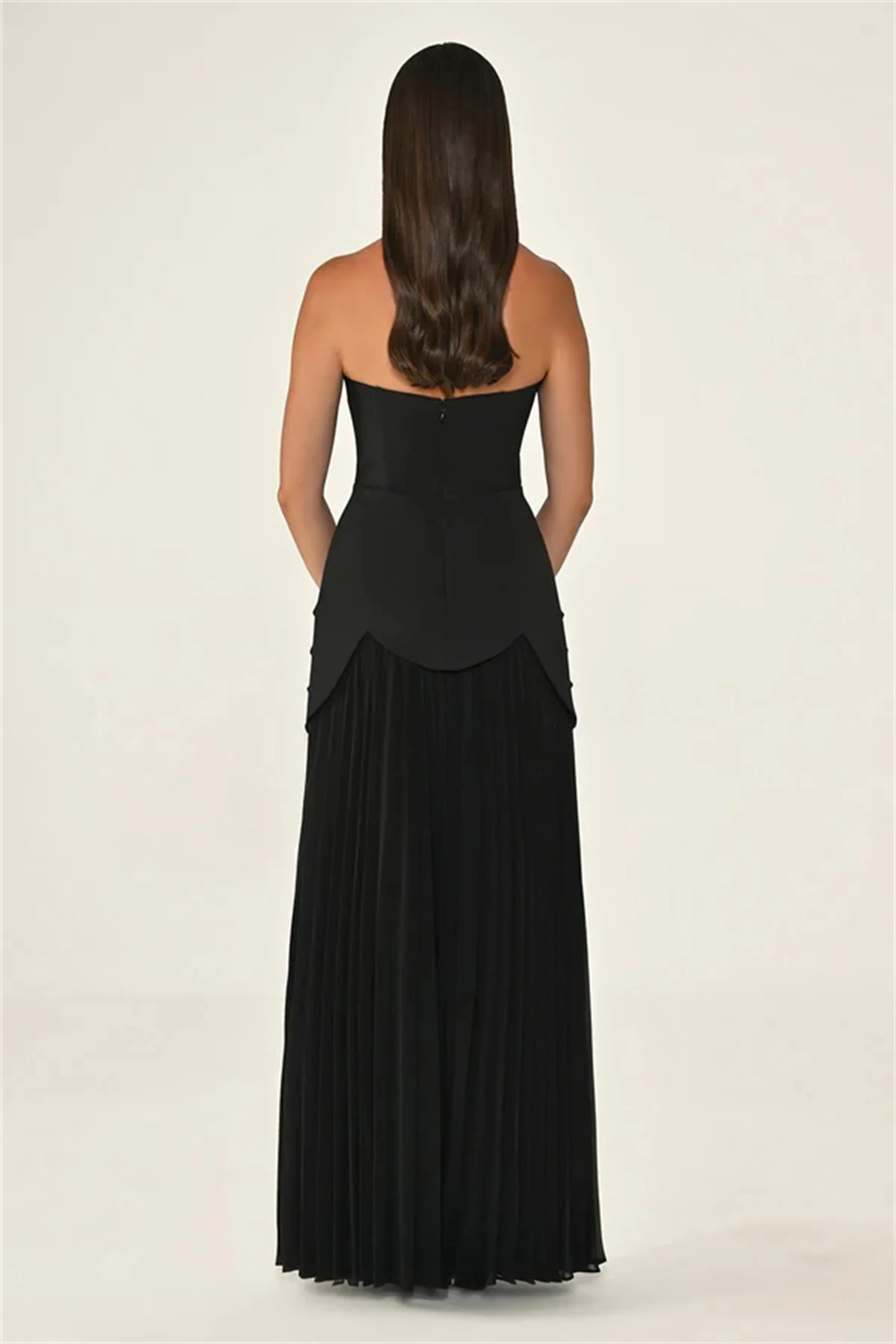 فستان سهرة أنيق رائع بدون حمالات مخصص بطيات على شكل حرف a طويل مطرز بالخرز فساتين حفلات رسمية EVON BRIDAL