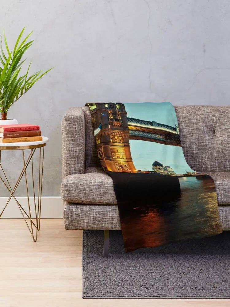 Tower Bridge River Thames London England Throw Blanket For Decorative Sofa Multi-Purpose Comforter Blankets