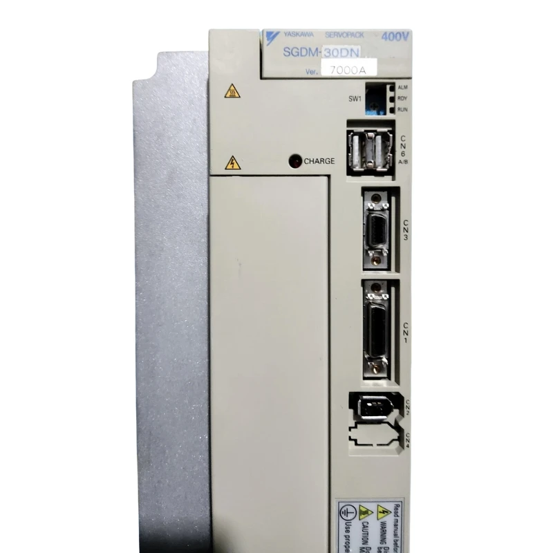 

Новый сервопривод Yaskawa SGDM-30DN в коробке, ускоренная доставка