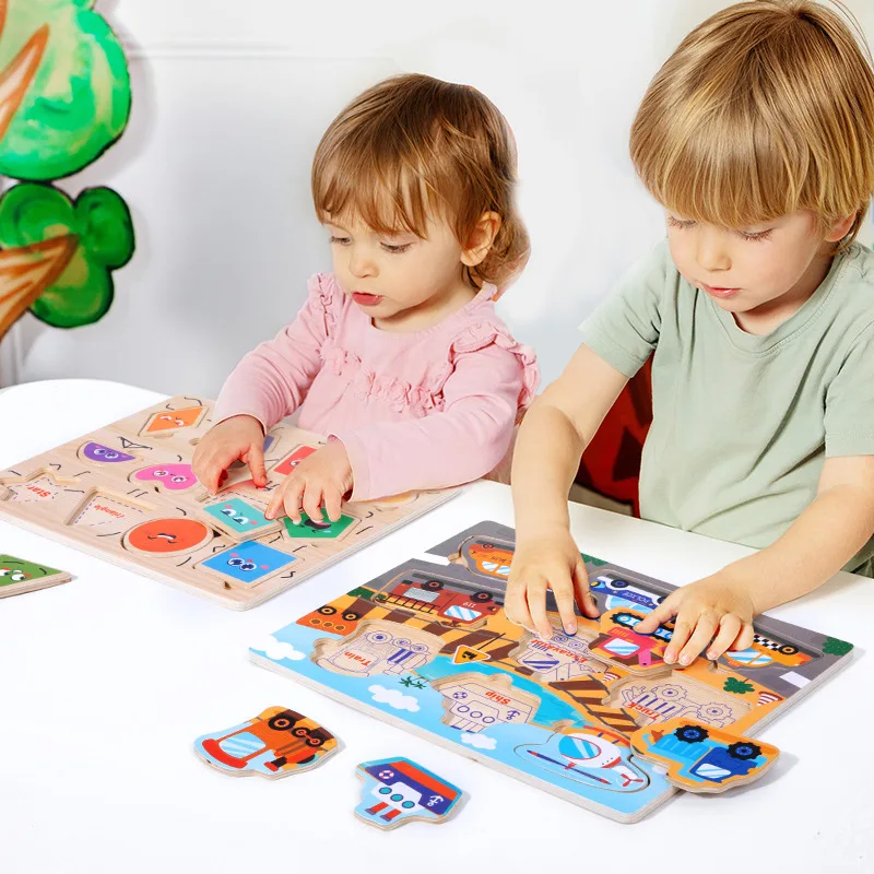 เกมปริศนากระดานมือถือไม้สําหรับเด็ก