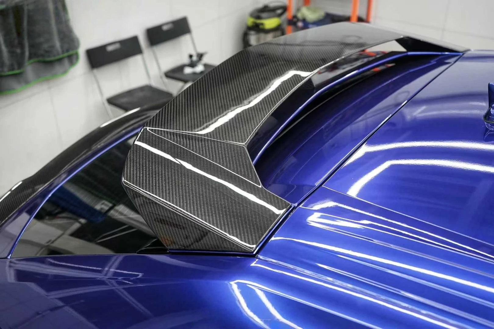 

Высококачественный задний спойлер/антикрыло из сухого карбона в стиле OD для Lamborghini URUS