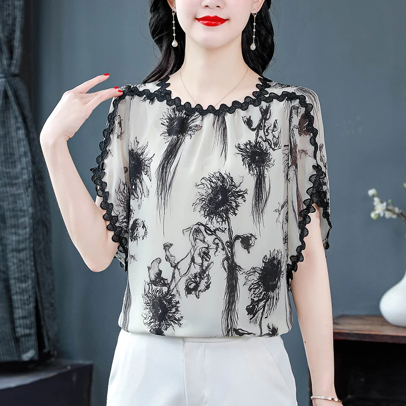 2024 Summer Clothing Flying Sleeve Chiffon Blouse Loose Casual Patchwork Lace Tops Vintage Printed Shirt