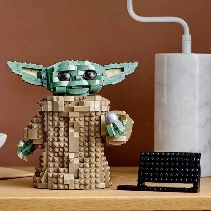 Yoda Baby Model - Educatief bouwsteenspeelgoed voor eenvoudige montage voor jongens en meisjes, decoratief beeldje, cadeau, kerstcadeau