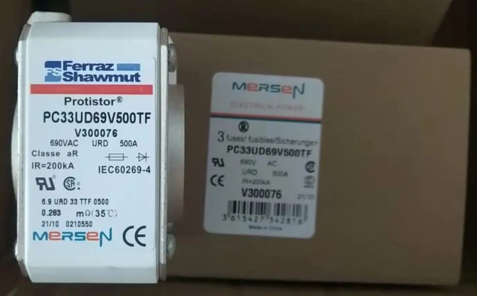 

Fuses: PC33UD69V450TF 6,9 URD 33 TTF 0450 M300759 / PC33UD69V500TF V300076 / Y99335 2000A 300V 33. Ttd.2000 aR