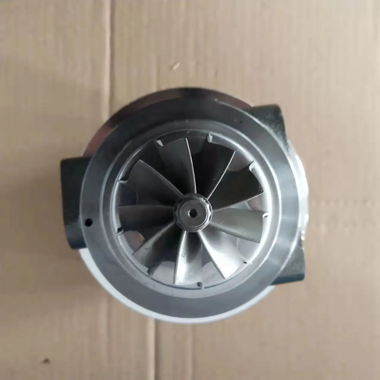 Suitable for A8L R7 R6 S6 S7 S8 Bentley 4.0T turbocharger movement assembly 5