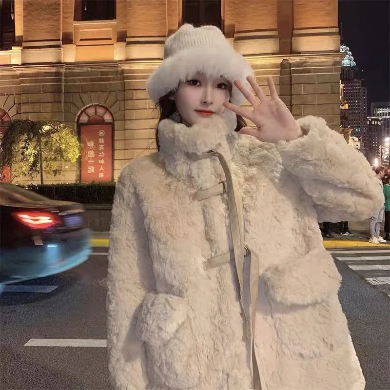 Autumn Winter New Arrival Women's Loose Versatile Faux Fur Effect Jaet Coat 2026 Faionable Outerwear Regular