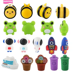 5Pcs New Cartoon Stereoscopic Silicone Beads Frog Bee Astronaut Rocket For Jewelry Making DIY Keychain Necklace Accessories