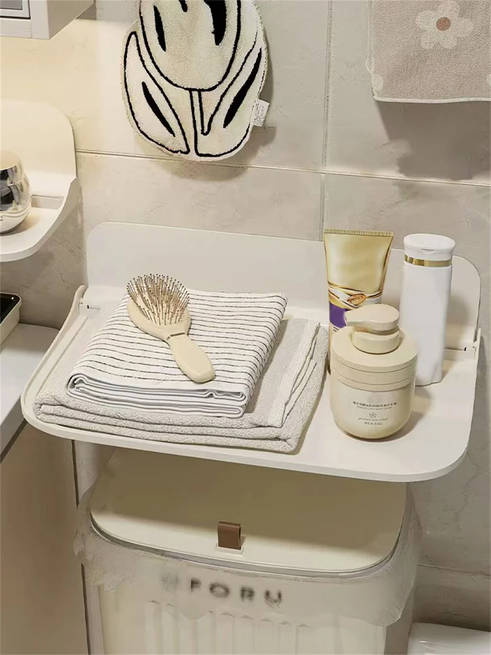 1Pc Foldableable Wall Non-Porous Wall-Mounted Plastic Floating Rack Home Bathroom Toilet Towel Clothing Storage Rack Folda image 4