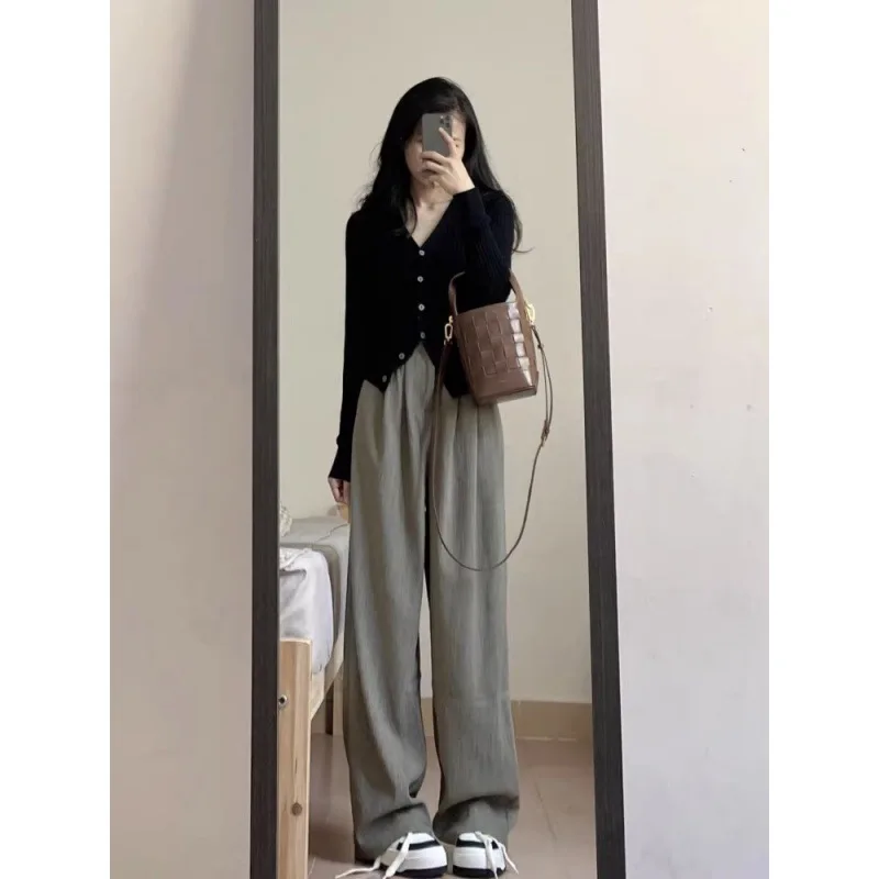 

Women's V-Neck Cable Knit Cardigan - Figure Flattering Long Sleeve Sweater with Ribbed Trim, Transitional Season Layer