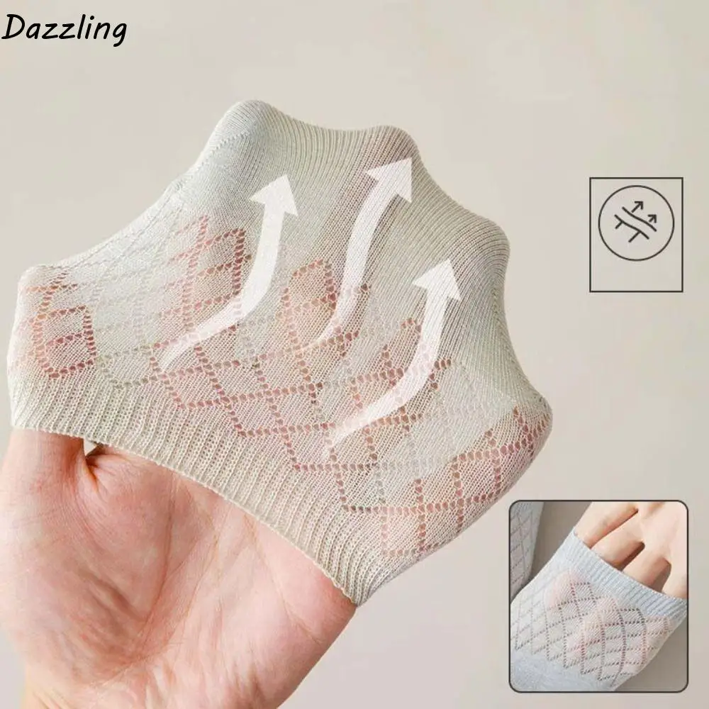 

8Pairs Fashion Shallow Mouth Mesh Socks Women Hollow Hosiery Transparent Boat Socks Short Anti-skid Ankle Tube Socks Summer