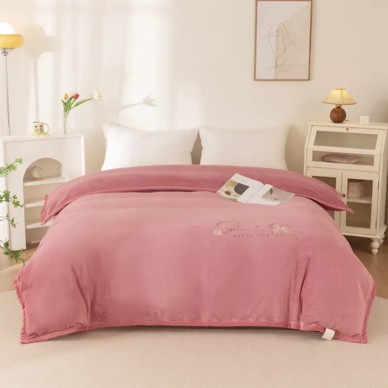 2024 new winter high-gram milk fleece quilt cover plain embroidered bed skirt four-piece quilt cover bedding