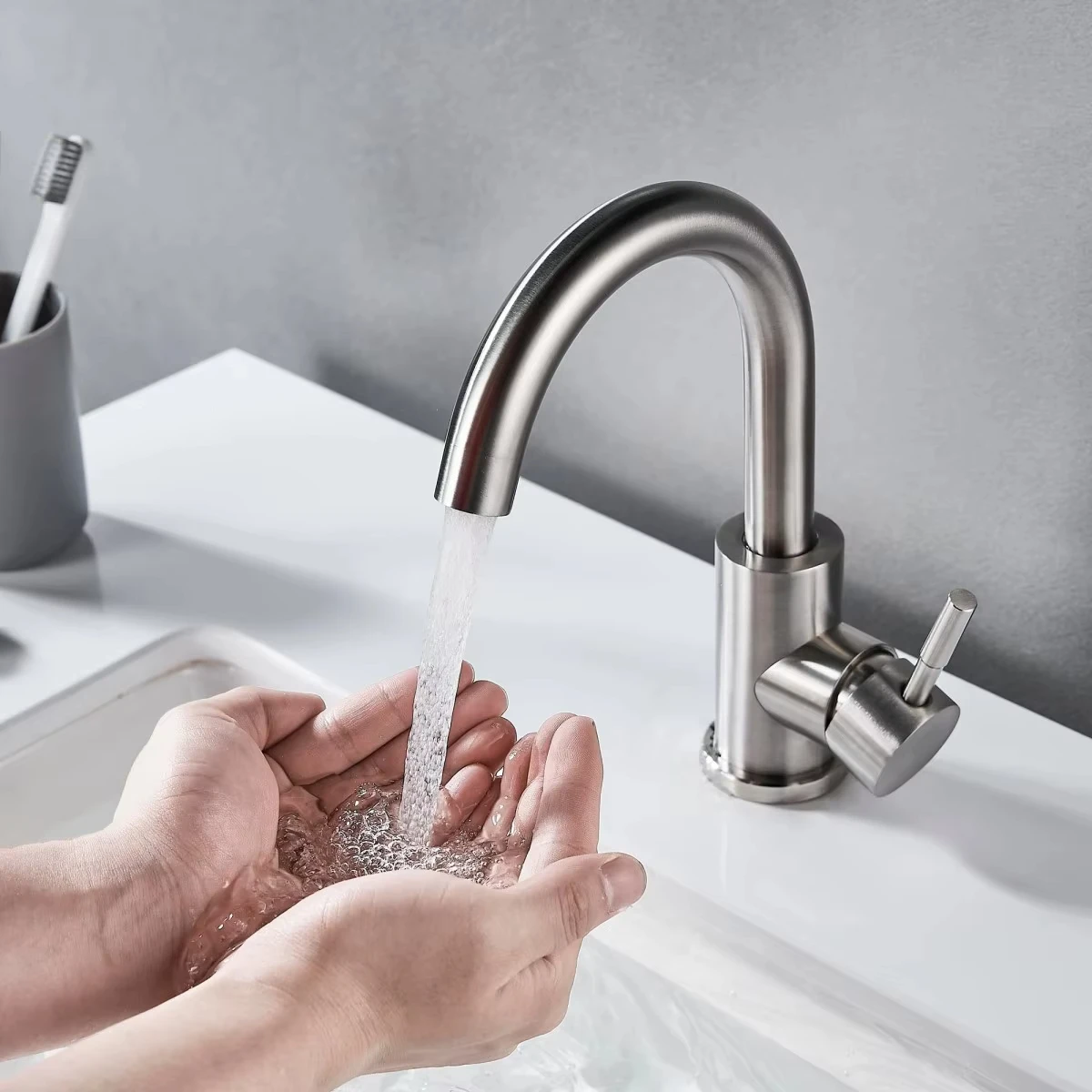 Black Nickel Bathroom Basin Faucet 304 Stainless Steel Hot Cold Wash Mixer Crane Tap 360 Rotation Sink Faucets Single Handle