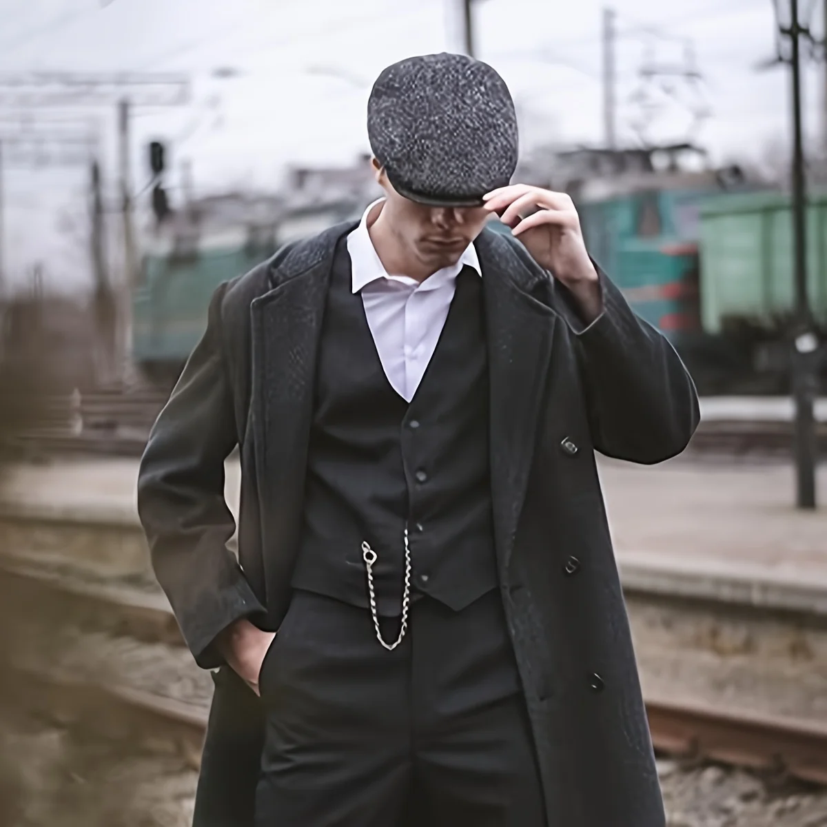 Zestaw akcesoriów do kostiumów gangsterskich z lat 20. XX w. dla mężczyzn - zestaw do makijażu Gatsby z zegarkiem kieszonkowym w stylu vintage, regulowany