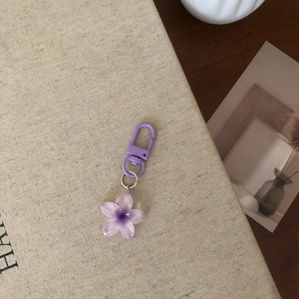 New Sweet Colorful Flower Keychain Resin Hanging Jewelry Mini Keychain Pendant Rope Decoration Car Key Ring Girls