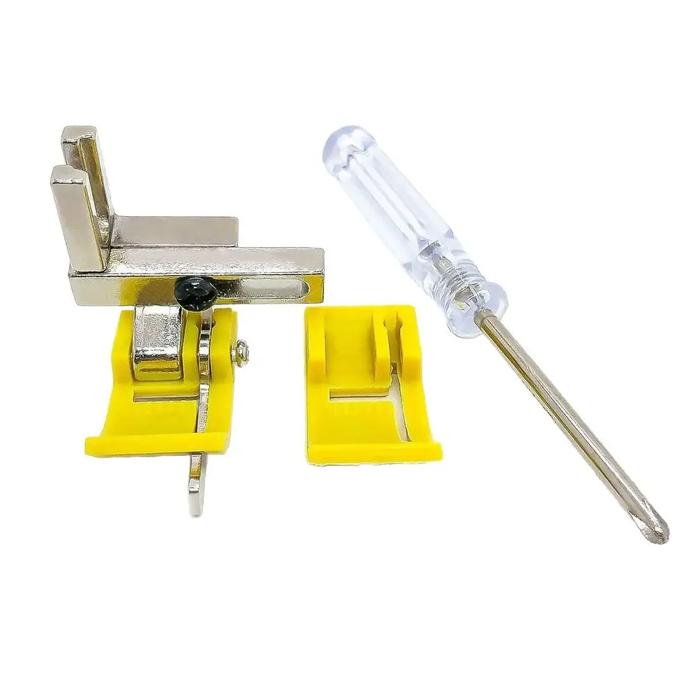 0.1-0.8 سنتيمتر عرض قابل للتعديل ماكينة خياطة قطعة قدم الضغط في ماكينة الخياطة البلاستيك مع البلاستيك قطعة قدم الضغط في ماكينة الخياطة قاعدة الصحافة القدم أكسفورد حافة دليل KT-18