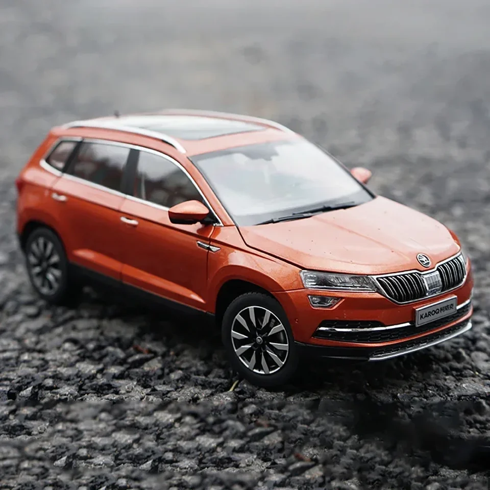Original 1:18 Scale Volkswagen Skoda Karoq Die-cast Simulation