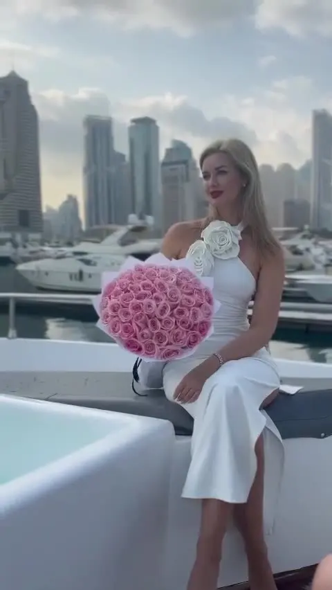 Heiße Mode alter Blumen Meerjungfrau Ballkleider ärmellos bodenlangen Schlitz Satin hochwertige maßgeschneiderte Abendpartykleid