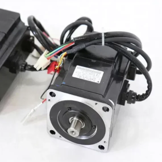 

Screen PT-R 4000, 4300, 8600,8800 Yaskawa AC Servo Motor SGNPH-04AAA21,SGMP-15U314,SGMPH-15AAA61-E