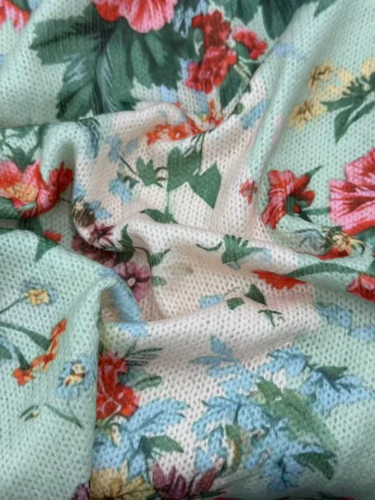 Women's Retro Watercolor Peony Flower Print Round-neck Knit Sweater - 70% Polyester 30% Cotton - Light Green Base Color - Long Sleeve Casual Pullover, Suitable for Daily Wearing in Autumn and Winter - view 5