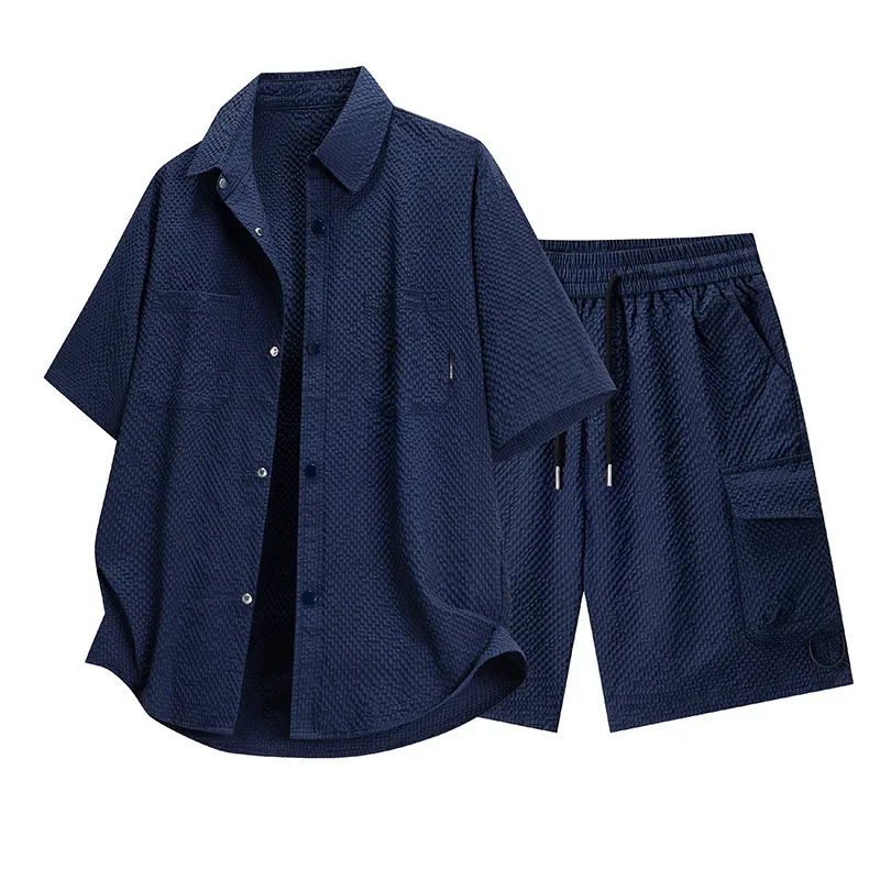 2026 New Arrival Men's Summer Casual Trendy Handsome Seersucker Short Sleeve Shirt Drawstring Cargo Shorts 2 Piece Outfit Set
