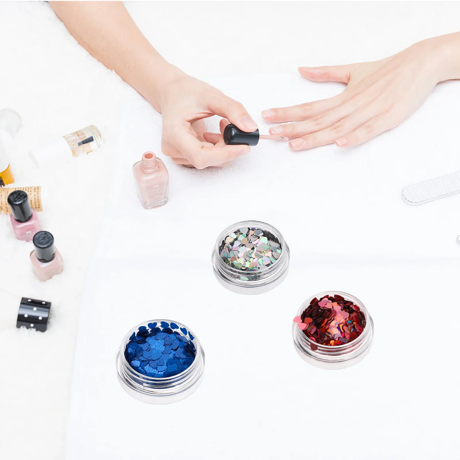 12 صندوقًا من أحجار الراين للحرف اليدوية، رقائق لامعة للأظافر، ملصقات ساحرة، وجه قلب الحيوانات الأليفة