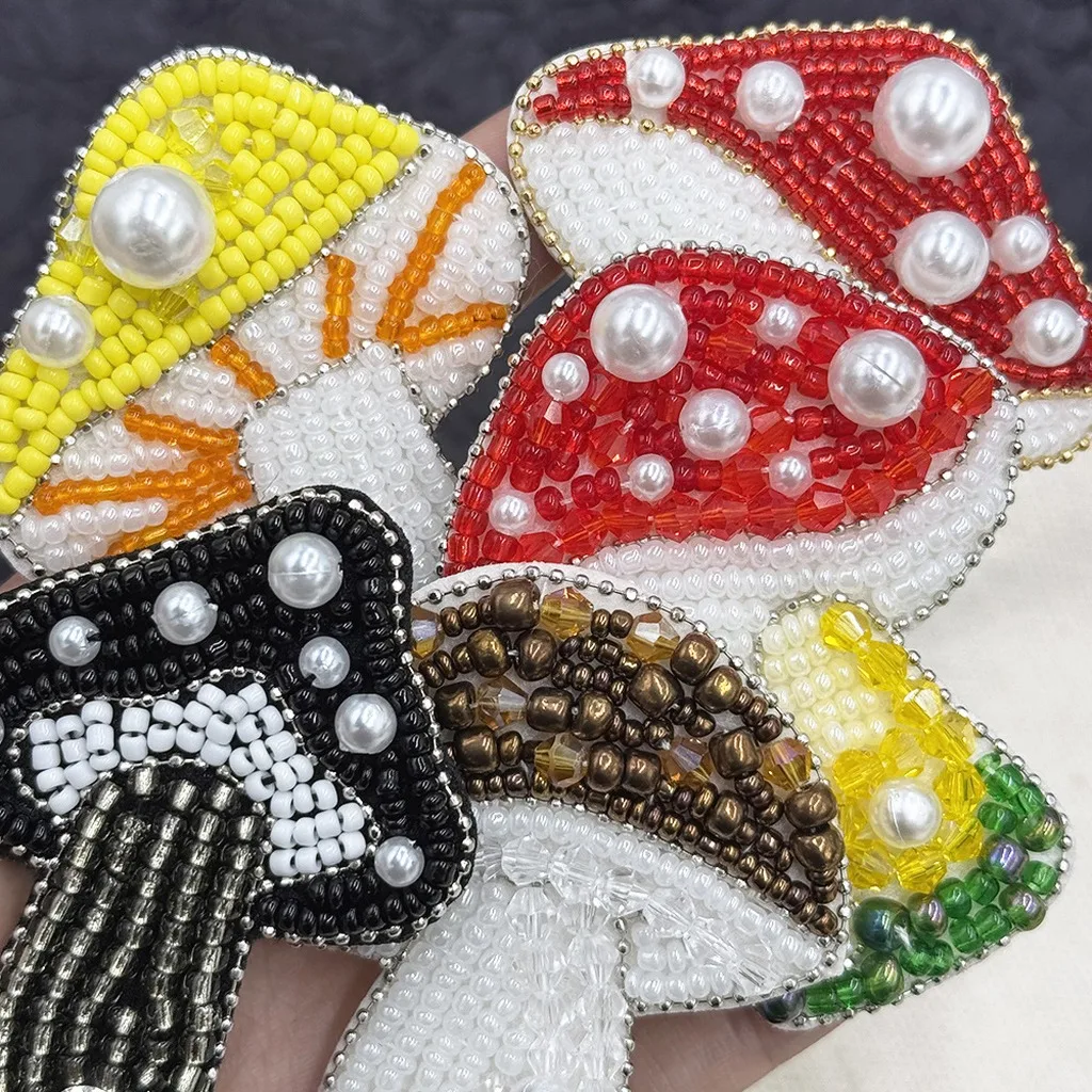 Beaded Craft Patch Versatile Handmade Fabric Patch Mushroom Fabric Patch Playful For Gift Wrapping Hair Accessories Diy Clothing