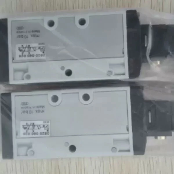 Machining Center Accessories, Solenoid Valve for Machining Center Edge Banding Machine 0820060026