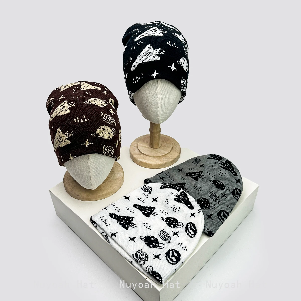 

New Men Women Interesting Rocket Planet Jacquard Knitted Hats Color Block Warm Hip Hop Personal Fashion Beanies Versatile Niche