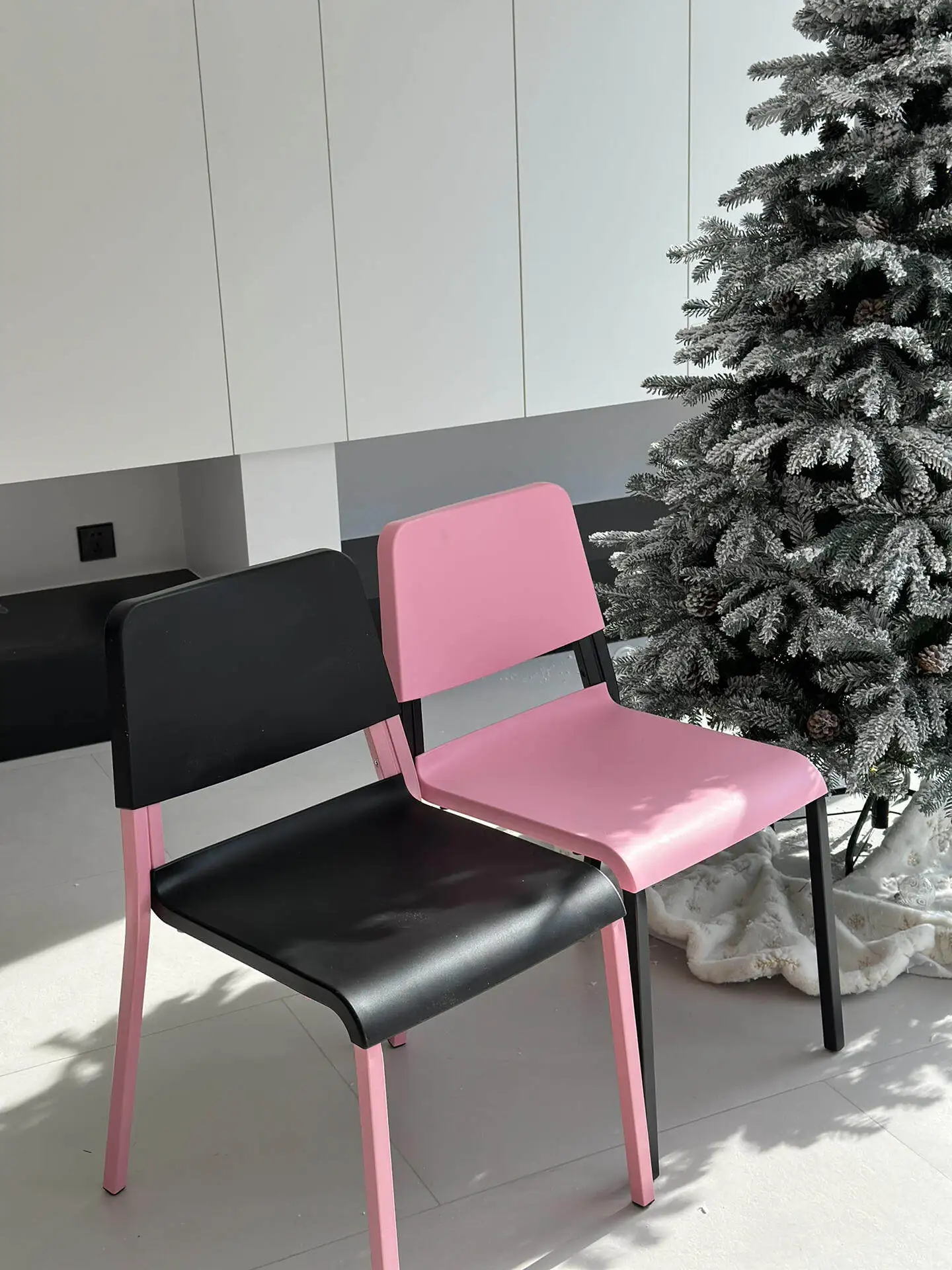 Dopamine dining table and chairs niche plastic stackable leisure chair household living room back chair