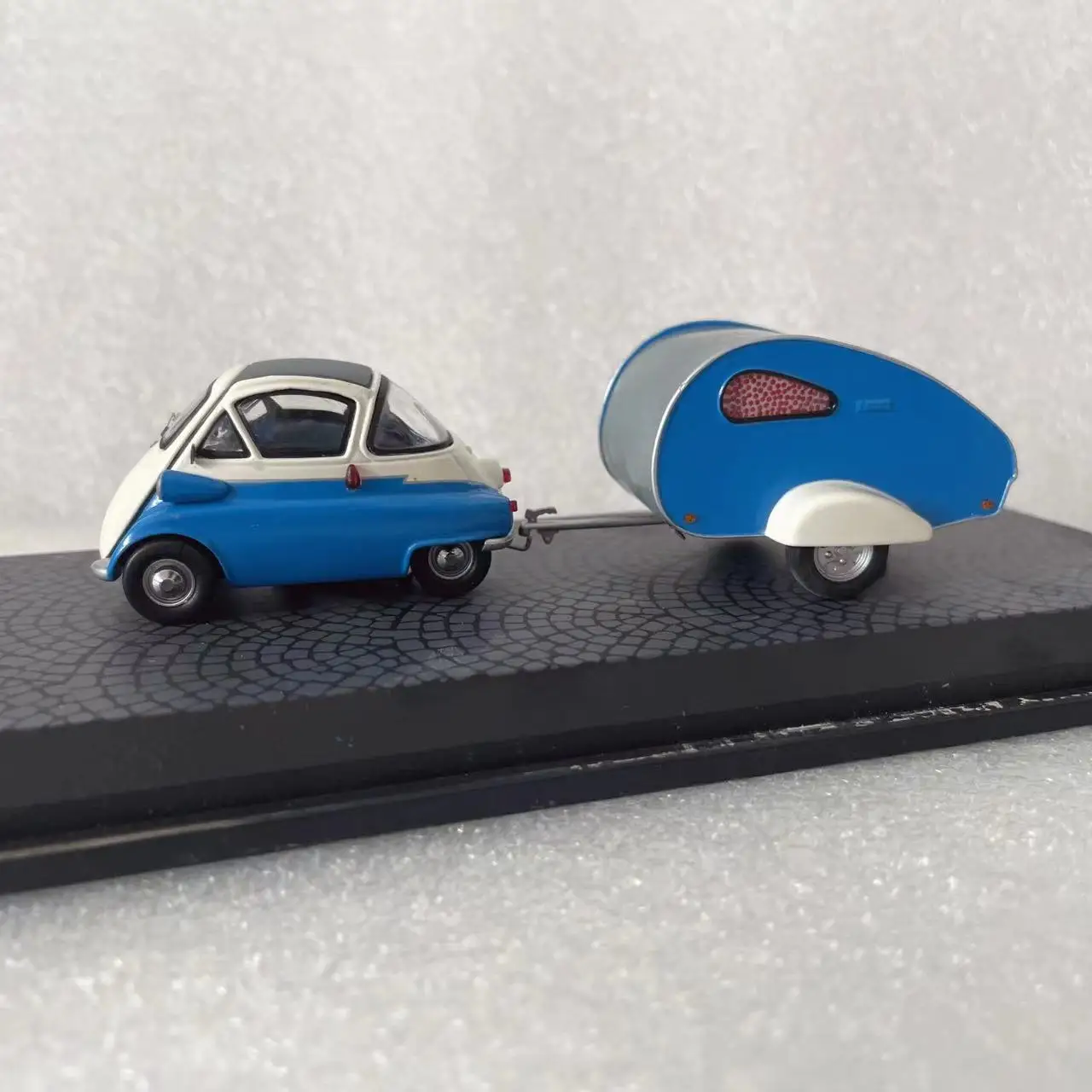 1/43 Scale Bmw Isetta Wohnanhanger Classic Vintage Die Cast Metal Car Travel Hobby Toy Collectible Minor Rash