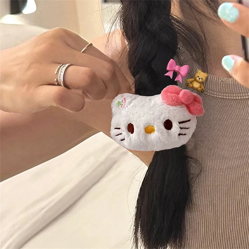 Épingle à cheveux en peluche Sanurgente Hello Kitty pour femmes et filles, pince à cheveux de dessin animé doux, pince à frange latérale, accessoires de cheveux mignons, cadeaux Kawaii