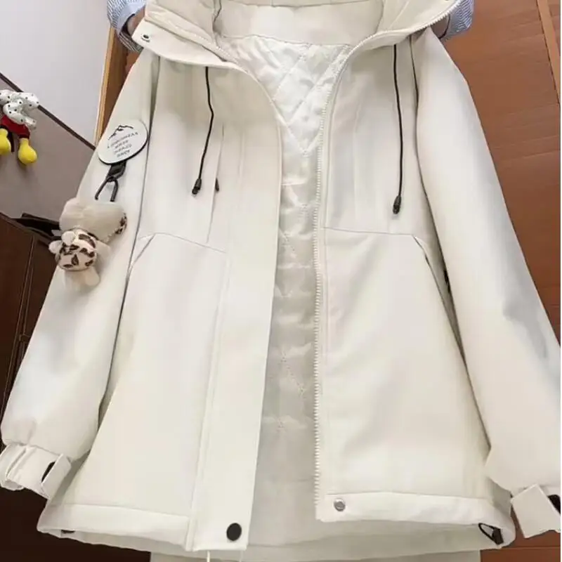 

2025 Newwesternstyle American Autumn Winter Couple Jacket Hello Kitty Pendant Comfort Loose Cotton Jacketcottoncoat Windbreaker