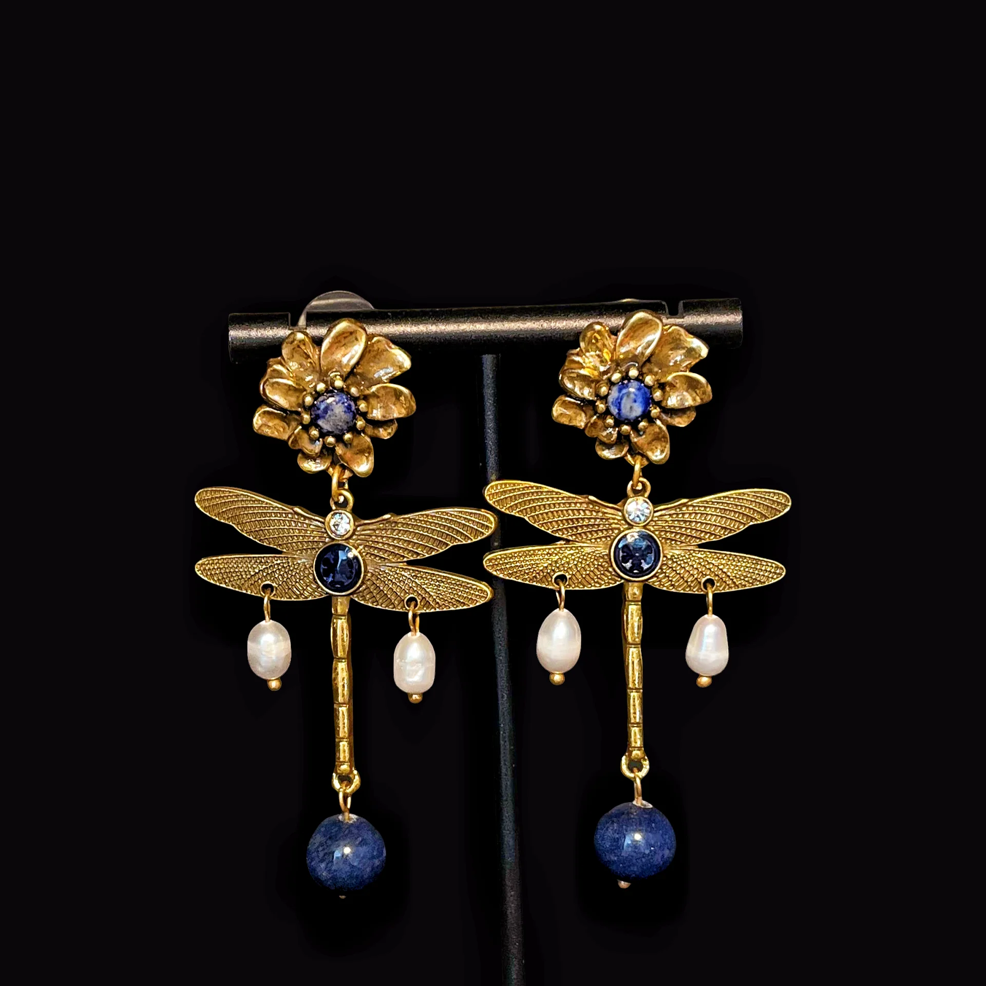 

Butterfly real pearl pendant earrings court style retro