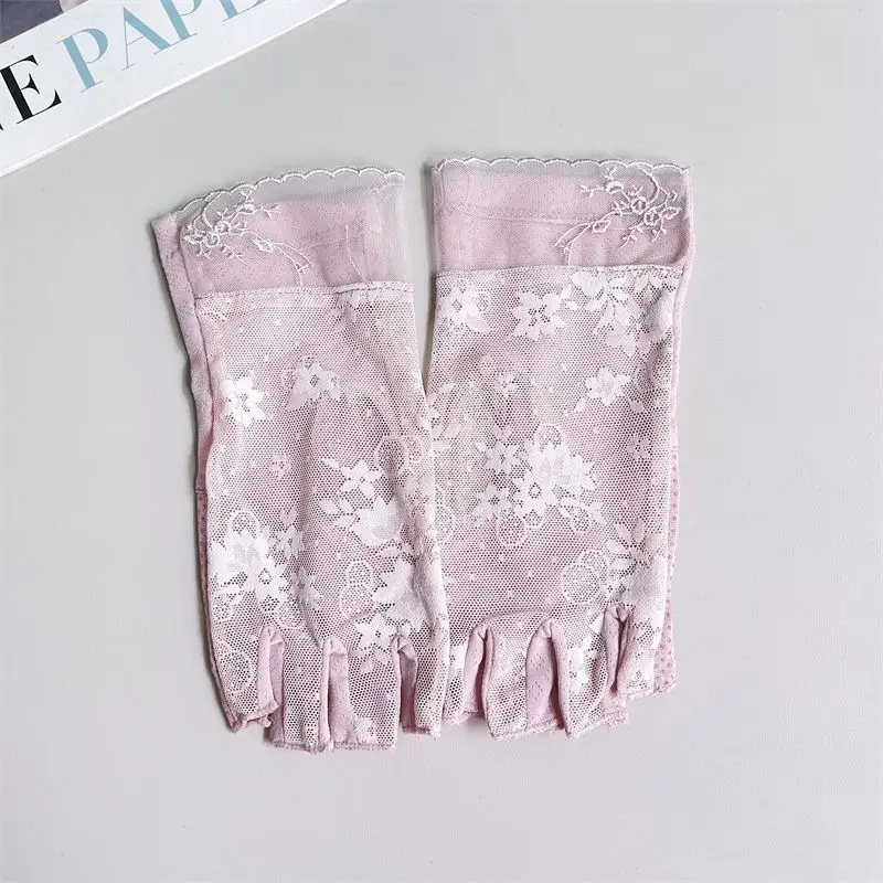 Women\'s Summer Cycling Lace Ice Silk Short Half-finger Anti-UV Thin Sunscreen Fingerless Gloves