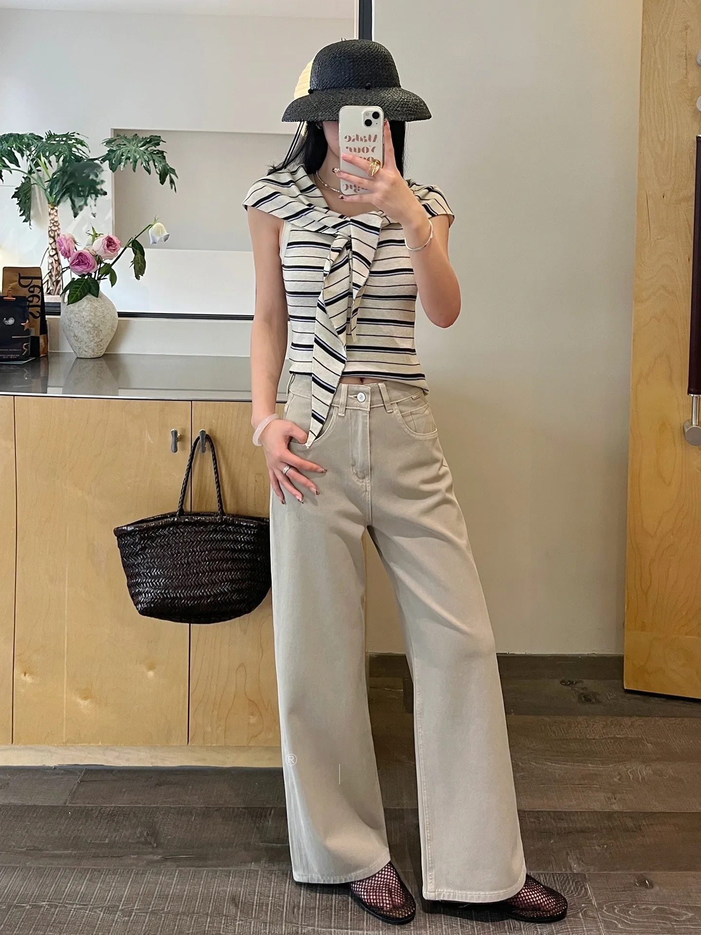 

High Waist Straight Leg Jeans Women's Summer Milk Tea Color Slim Fit Thin Cotton Stretchy Wide Leg Pants Comfortable Casual
